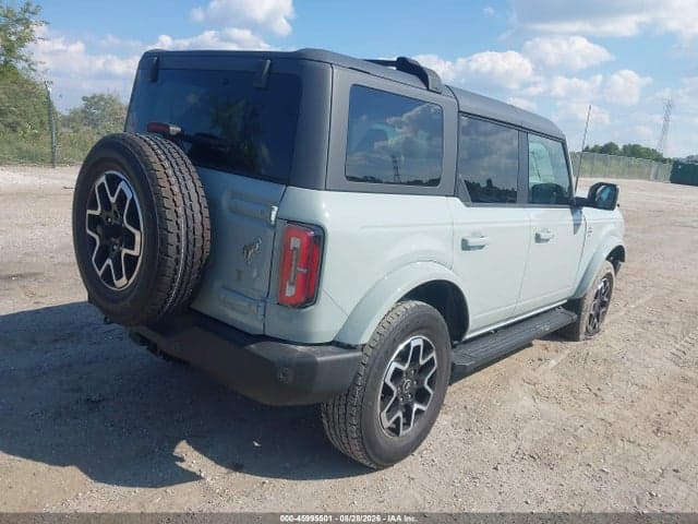 2022 FORD BRONCO OUTER BANKS 4