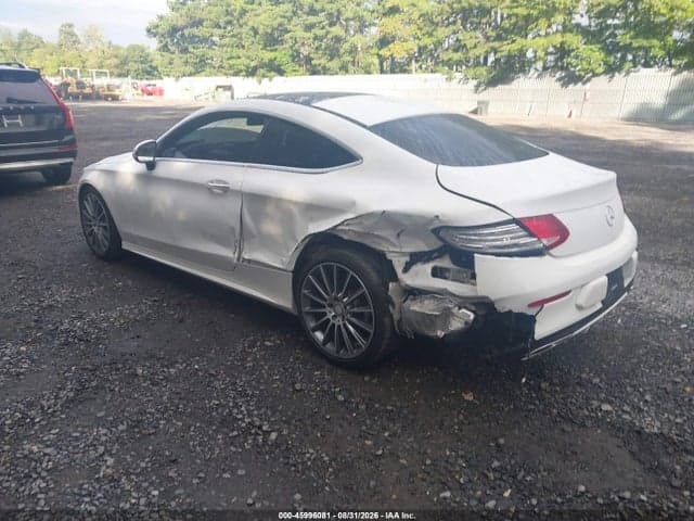 2017 MERCEDES-BENZ C 300 3