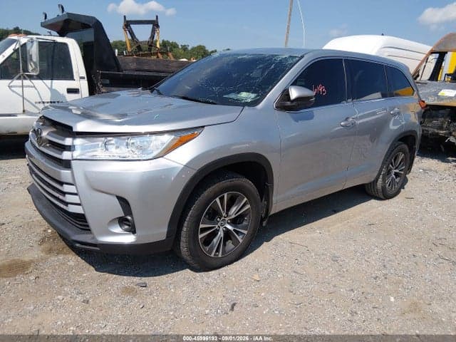 2018 TOYOTA HIGHLANDER LE 2