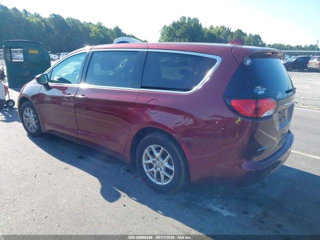2017 CHRYSLER PACIFICA LX 3