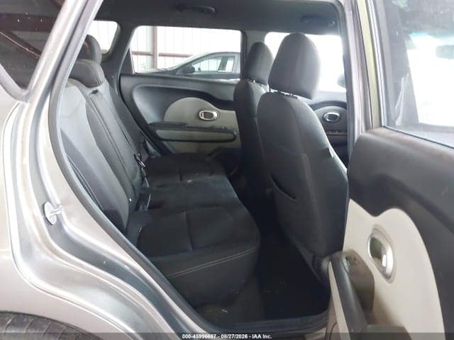 2017 KIA SOUL + 8