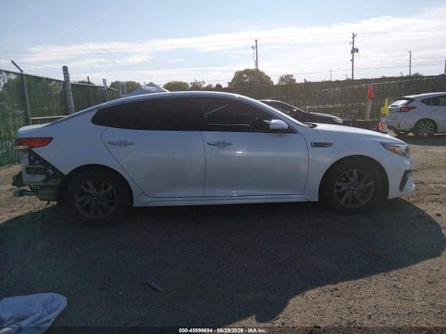 2019 KIA OPTIMA LX 14