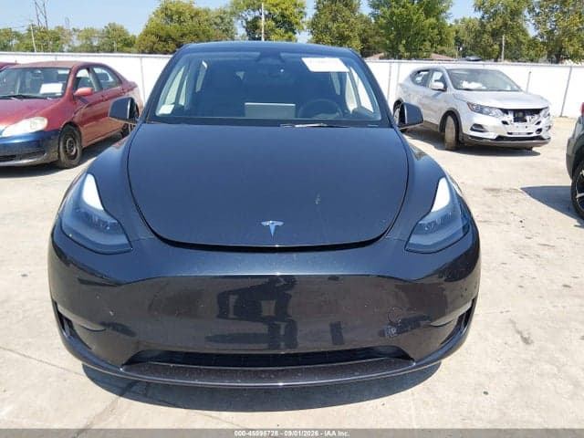 2024 TESLA MODEL Y 11