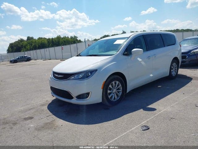 2018 CHRYSLER PACIFICA TOURING PLUS 2