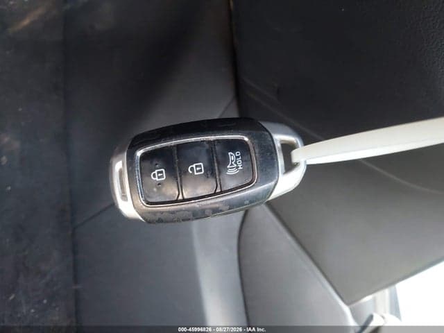 2020 HYUNDAI SANTA FE SEL 11