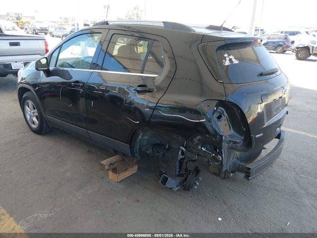 2020 CHEVROLET TRAX FWD LT 3