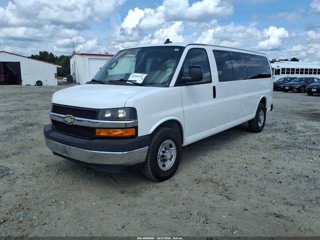 2017 CHEVROLET EXPRESS 3500 LT 2