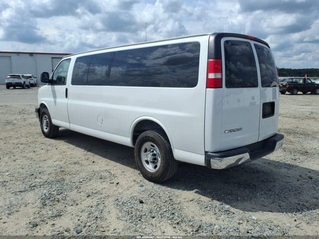 2017 CHEVROLET EXPRESS 3500 LT 3