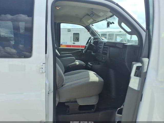 2017 CHEVROLET EXPRESS 3500 LT 5