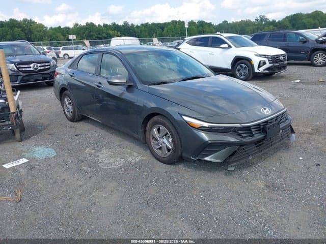 2025 HYUNDAI ELANTRA SE