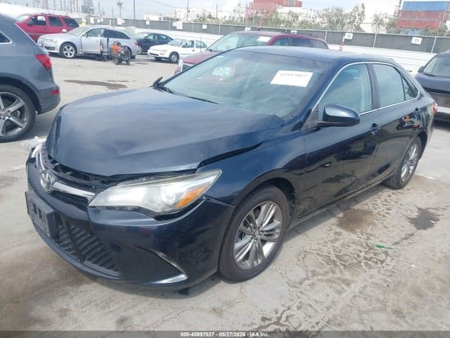 2017 TOYOTA CAMRY SE 2