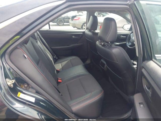 2017 TOYOTA CAMRY SE 8