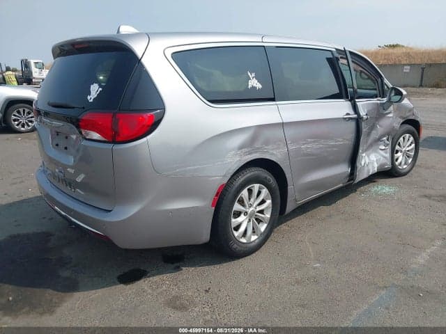 2019 CHRYSLER PACIFICA TOURING PLUS 3
