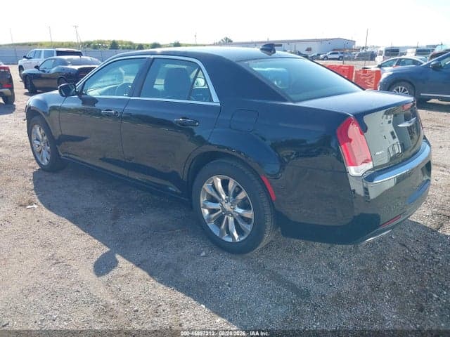 2019 CHRYSLER 300 TOURING L AWD 3