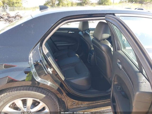 2019 CHRYSLER 300 TOURING L AWD 8