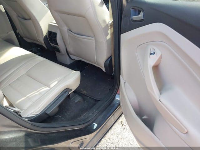 2018 FORD ESCAPE TITANIUM 8