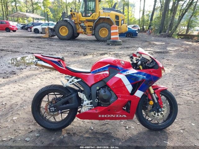 2024 HONDA CBR600 RA 12