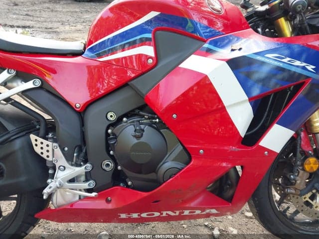 2024 HONDA CBR600 RA 8