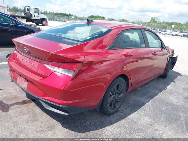 2023 HYUNDAI ELANTRA SEL 4