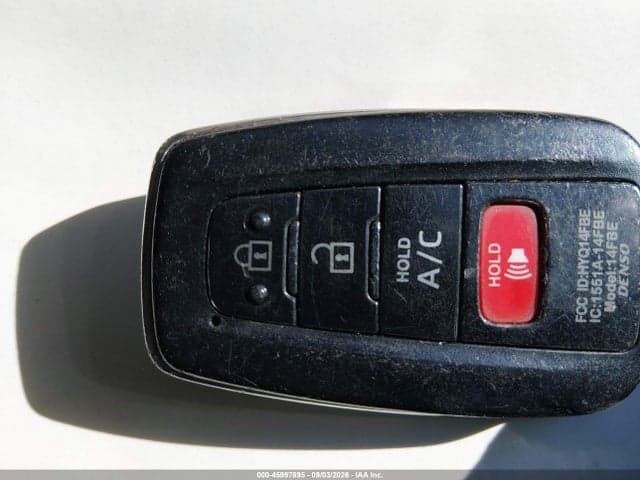2018 TOYOTA PRIUS PRIME PLUS 11