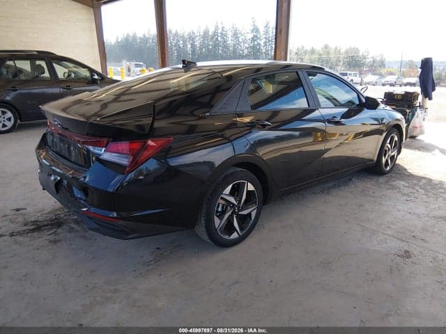 2023 HYUNDAI ELANTRA SEL 4