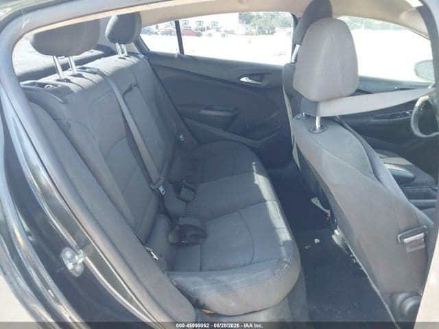 2018 CHEVROLET CRUZE LT AUTO 8