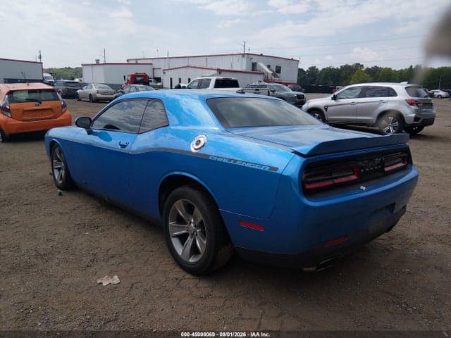 2018 DODGE CHALLENGER SXT 3