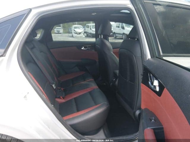 2020 KIA FORTE EX 8