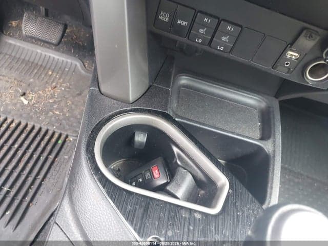 2017 TOYOTA RAV4 LIMITED 11