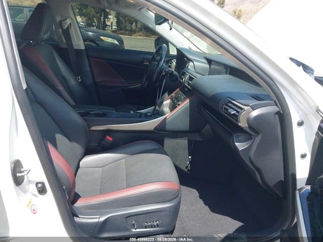 2017 LEXUS IS 200T 5