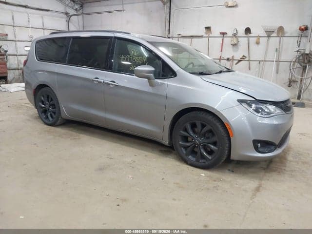2020 CHRYSLER PACIFICA TOURING L