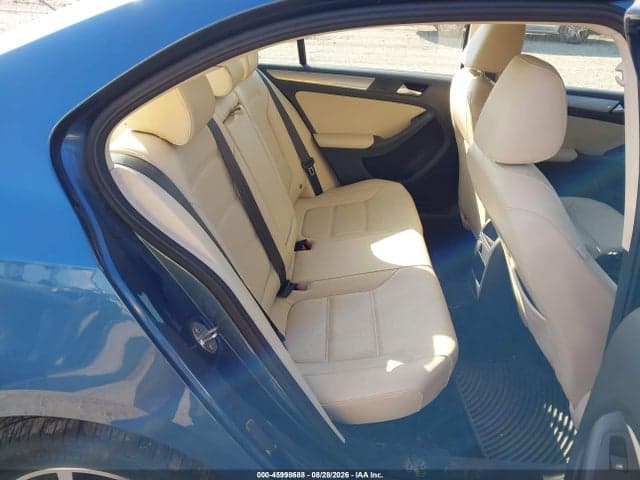 2017 VOLKSWAGEN JETTA 1.4T SE 8