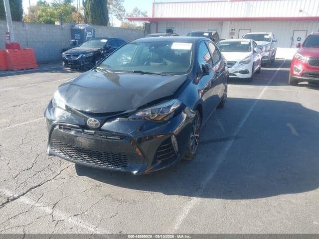 2017 TOYOTA COROLLA SE 2