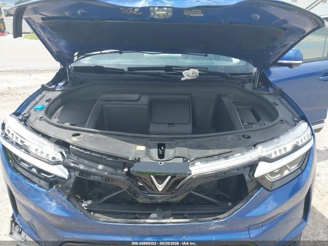 2024 VINFAST VF 8 PLUS 10
