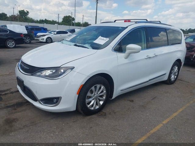 2019 CHRYSLER PACIFICA TOURING L 2