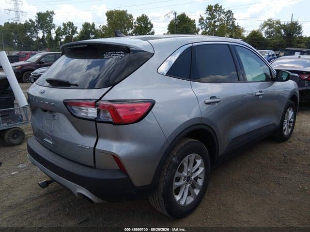 2021 FORD ESCAPE SE 4
