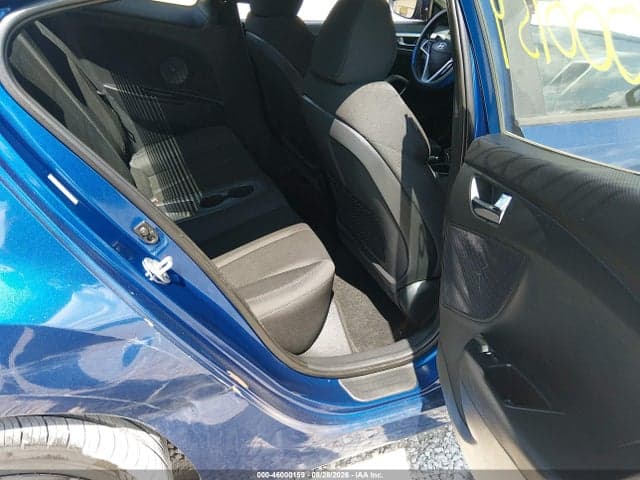 2017 HYUNDAI VELOSTER 8