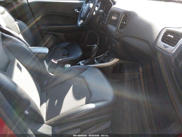 2018 JEEP COMPASS LATITUDE 4X4 5