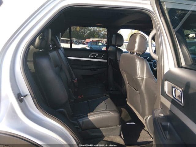 2017 FORD EXPLORER XLT 8