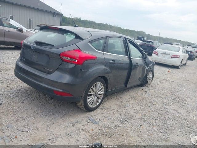 2017 FORD FOCUS TITANIUM 4