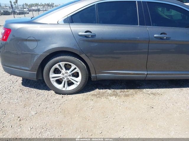 2018 FORD TAURUS SE 13