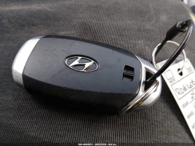 2025 HYUNDAI VENUE SEL 11