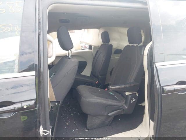 2019 CHRYSLER PACIFICA LX 8