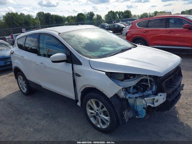2017 FORD ESCAPE SE 1