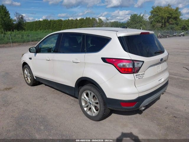 2017 FORD ESCAPE SE 3