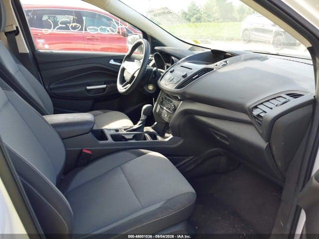2017 FORD ESCAPE SE 5