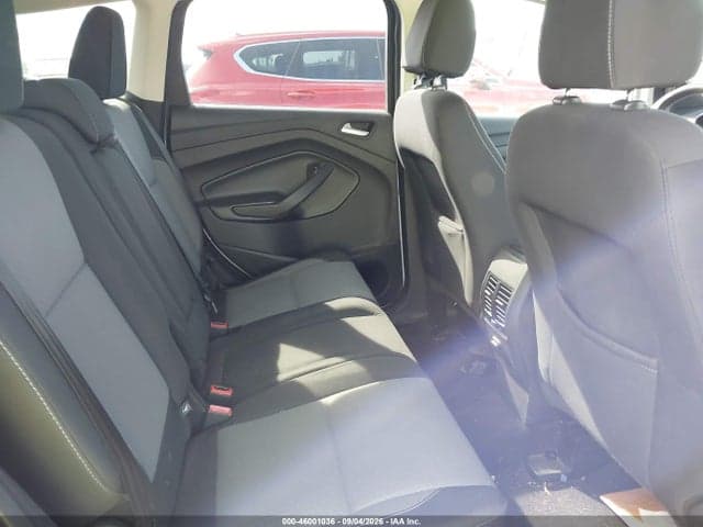 2017 FORD ESCAPE SE 8