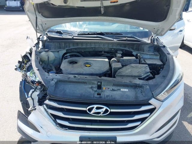 2017 HYUNDAI TUCSON SE 10
