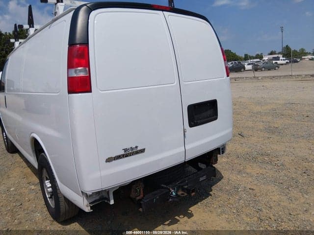 2019 CHEVROLET EXPRESS 3500 WORK VAN 17