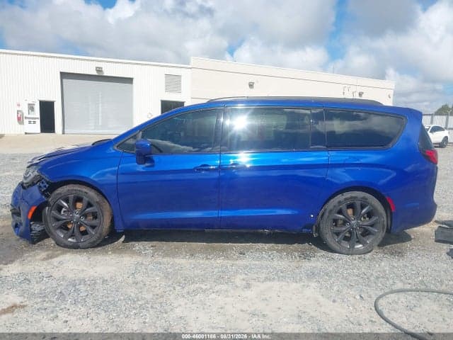 2019 CHRYSLER PACIFICA TOURING L PLUS 14
